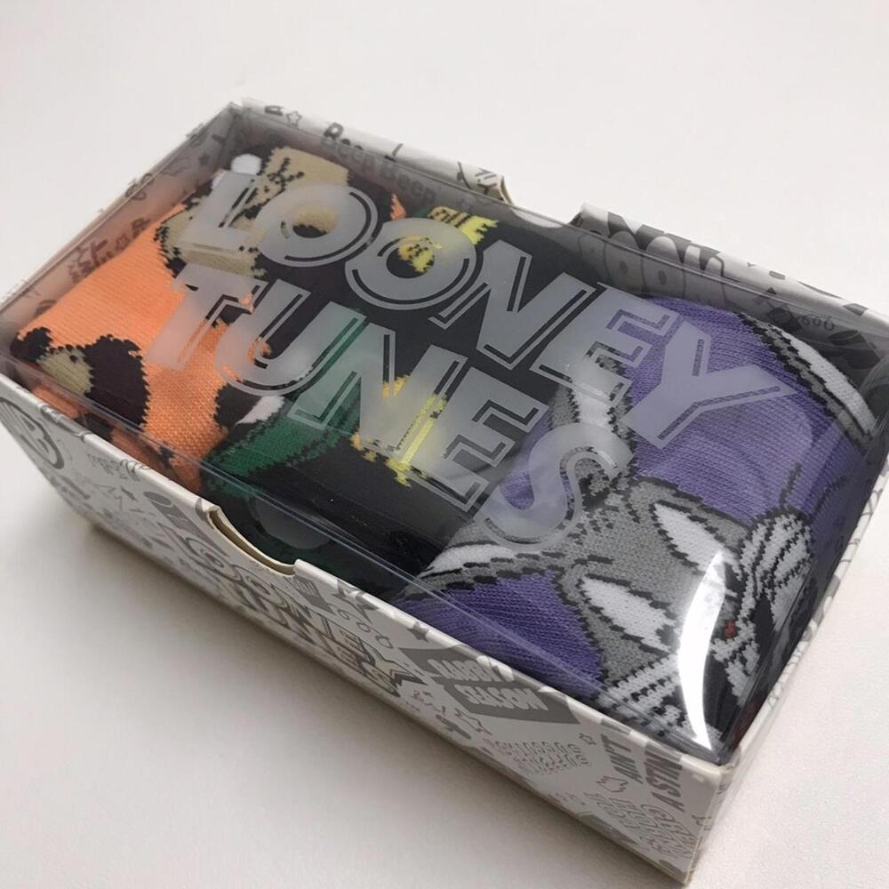 Bioworld Looney Tunes Crew Socks 3-Pack [Size 10-13] New in Box.